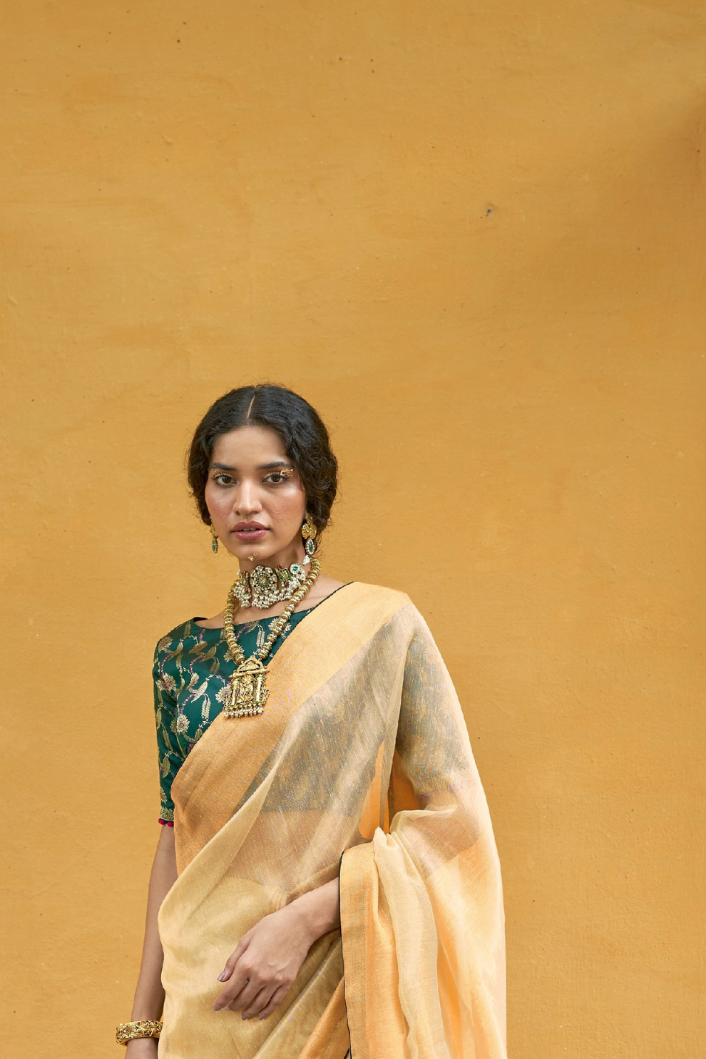 Yellow Soft Tissue Organza Saree with Delicate Border Detailing and Elegant Piping