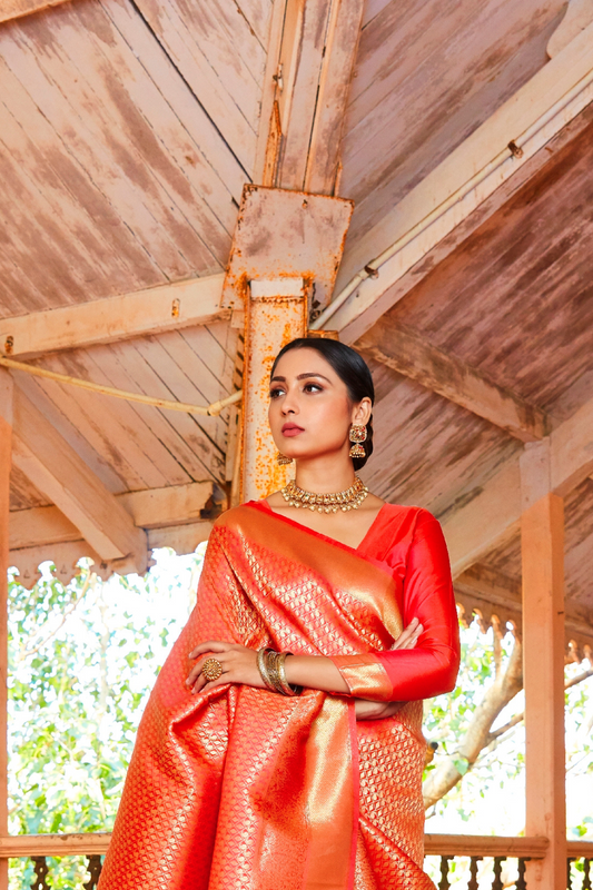 Kanjeevaram Handloom Silk Saree with Rich Traditional Weaving