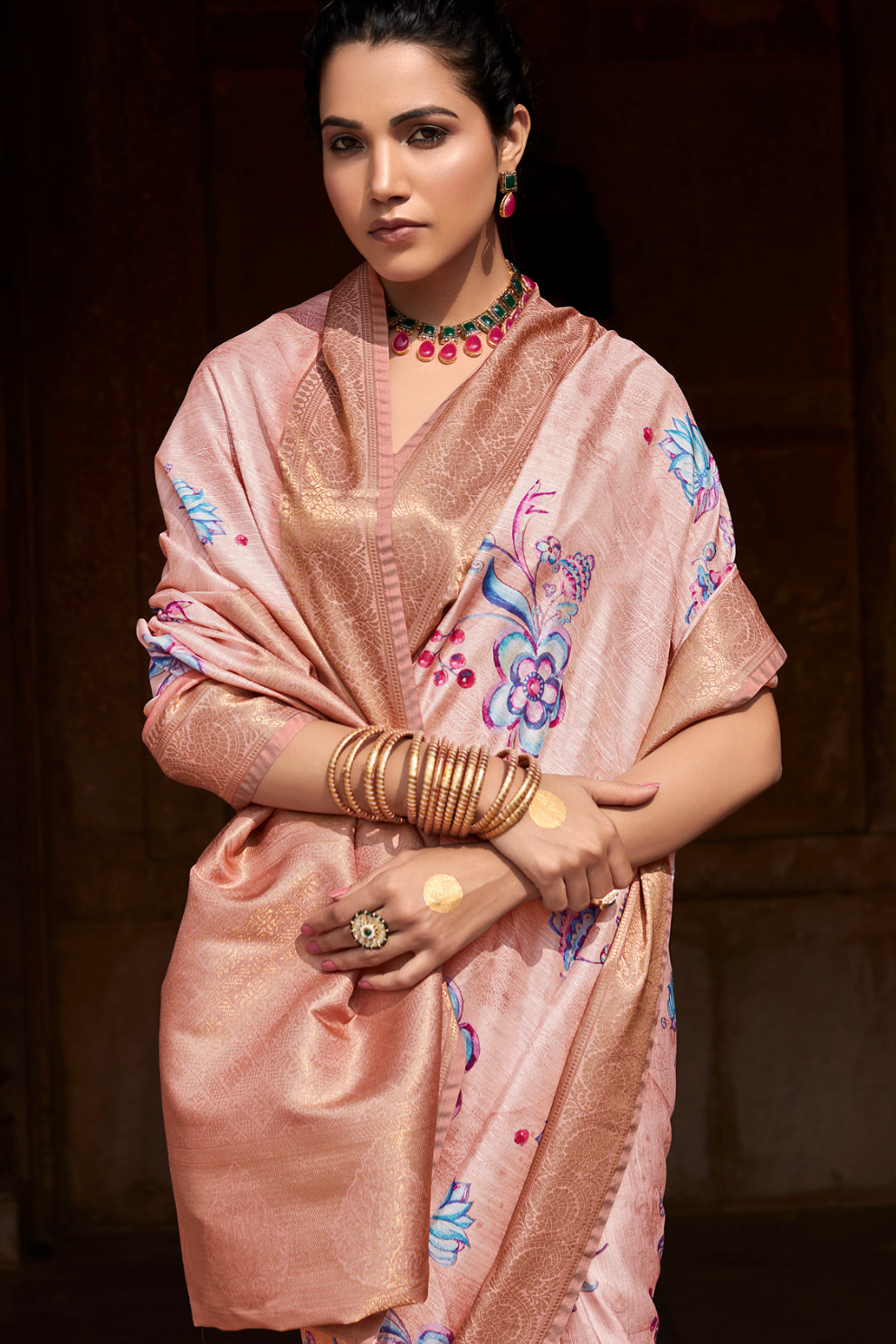 Handloom Silk – Timeless Craftsmanship with a Luxurious Touch - LaVante Fashion