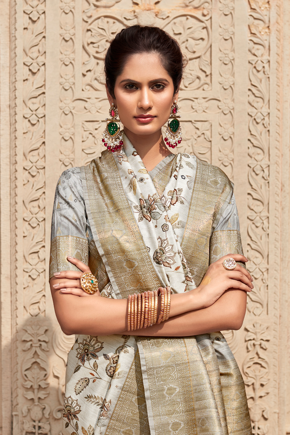 Handloom Silk – Timeless Craftsmanship with a Luxurious Touch - LaVante Fashion
