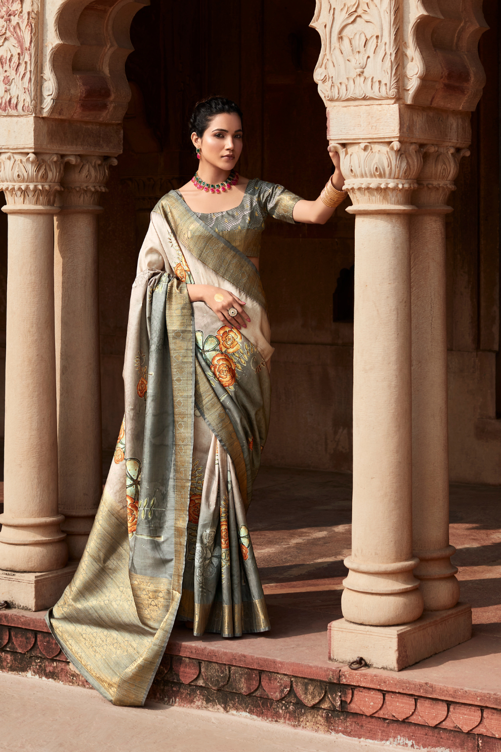Handloom Silk – Timeless Craftsmanship with a Luxurious Touch - LaVante Fashion