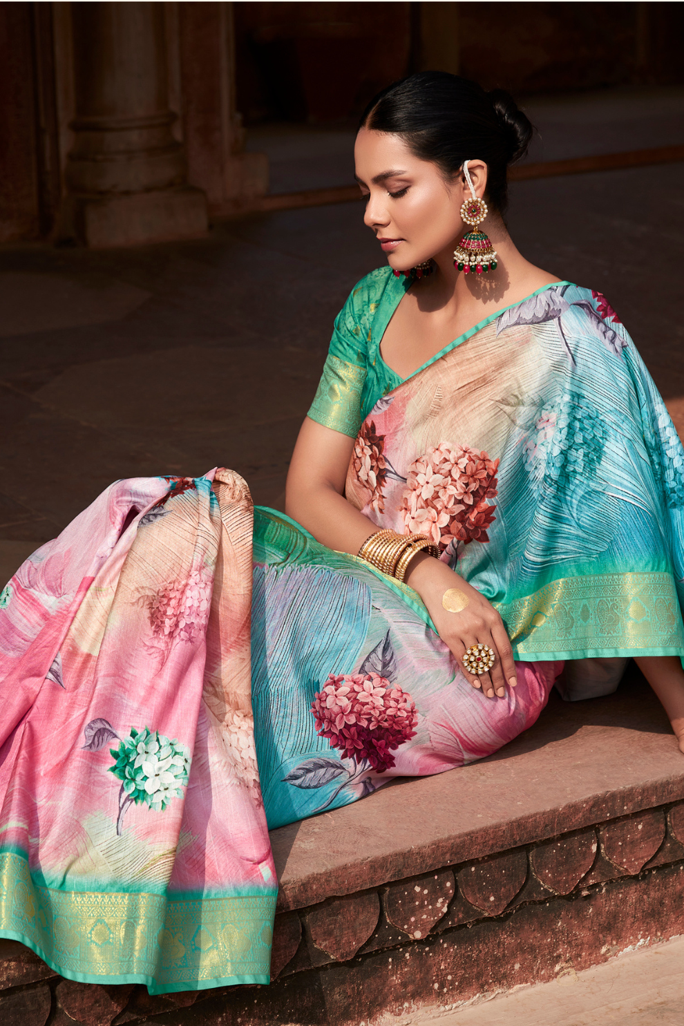 Handloom Silk – Timeless Craftsmanship with a Luxurious Touch - LaVante Fashion