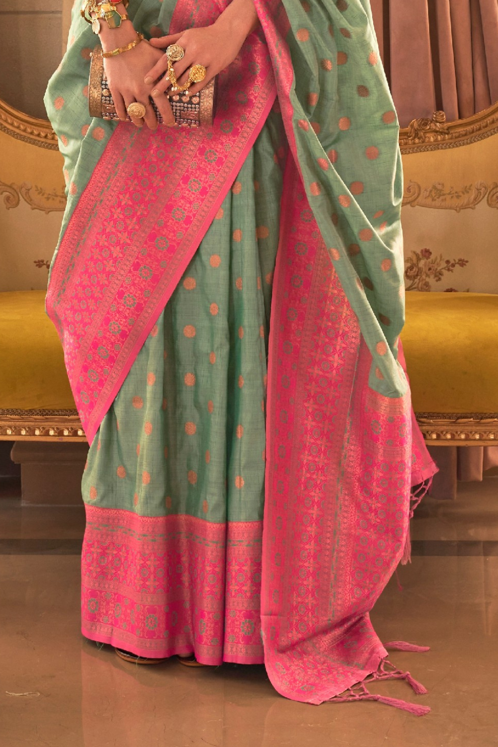 Ethnic Motifs Woven Design Zari Silk Blend Banarasi Saree