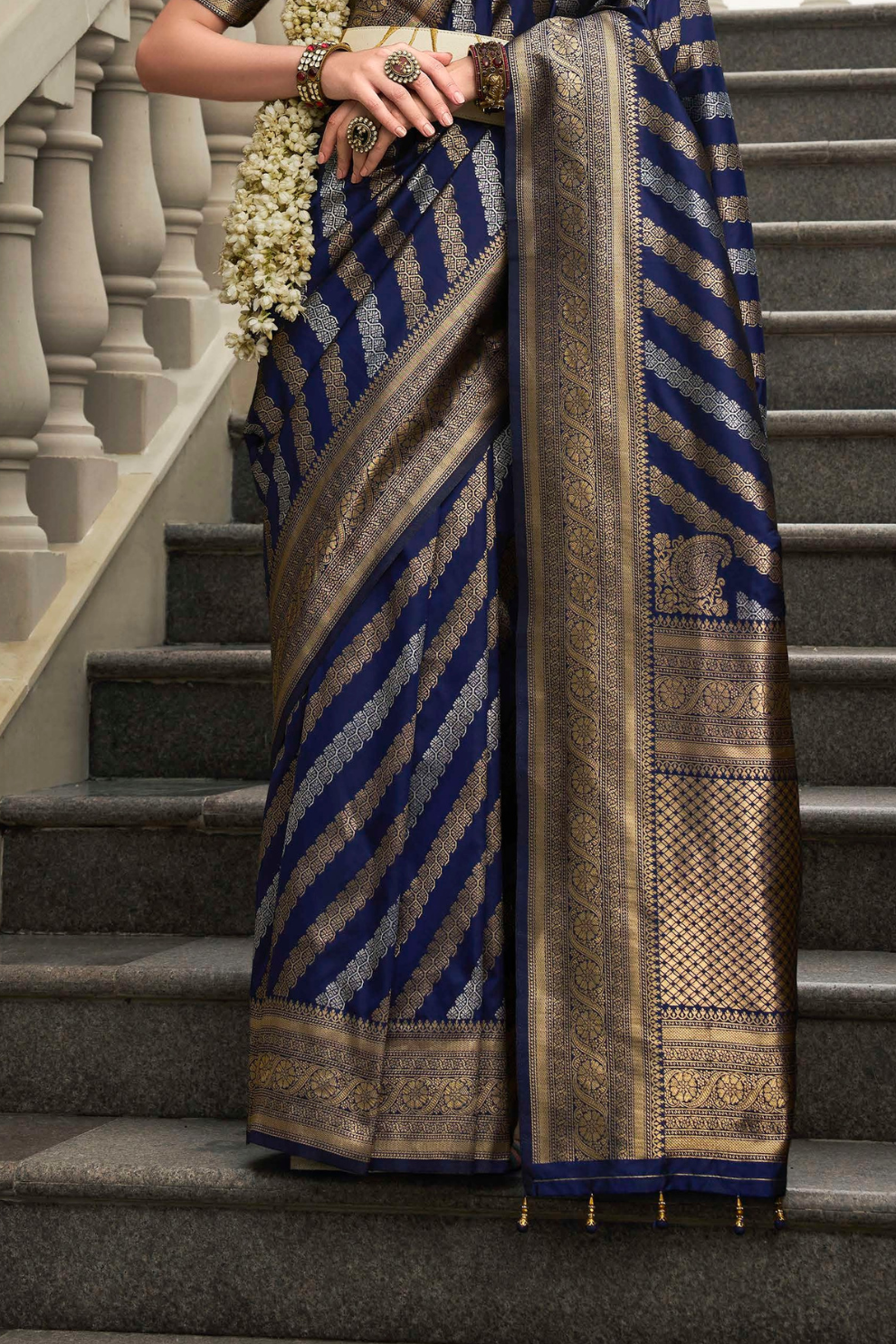 Banarasi P.V. Silk Saree with Exclusive Weaving Jaal Design - LaVante Fashion