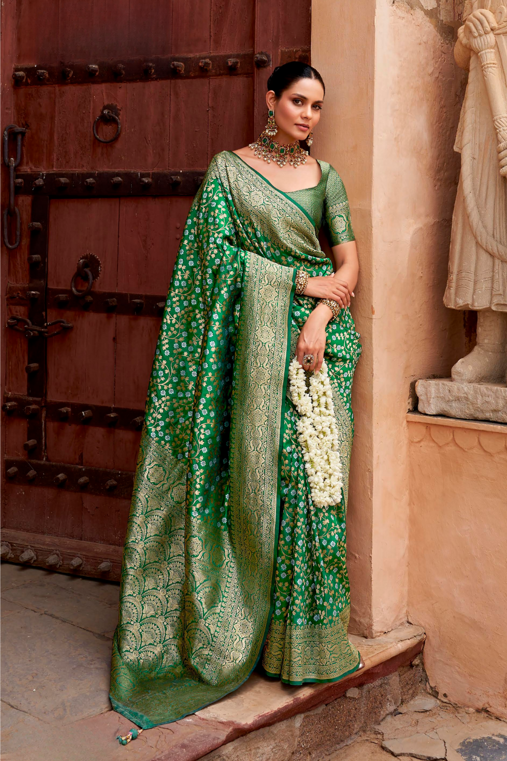 Banarasi P.V. Silk Saree with Exclusive Weaving Jaal Design - LaVante Fashion