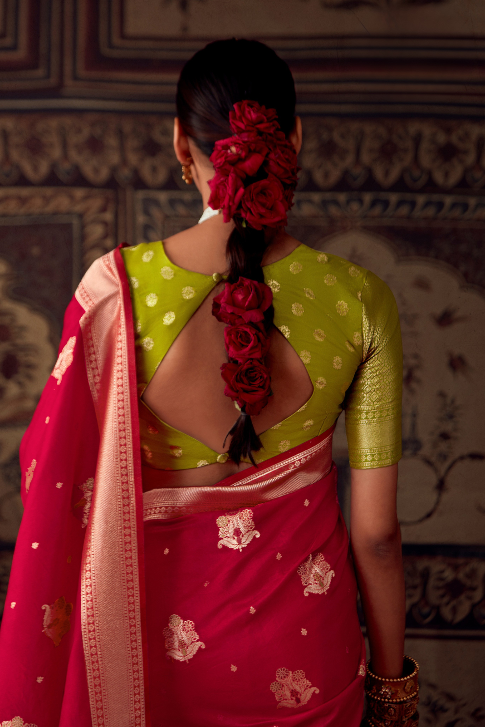 Banarasi Crepe Silk Saree with Zari Weaving Work