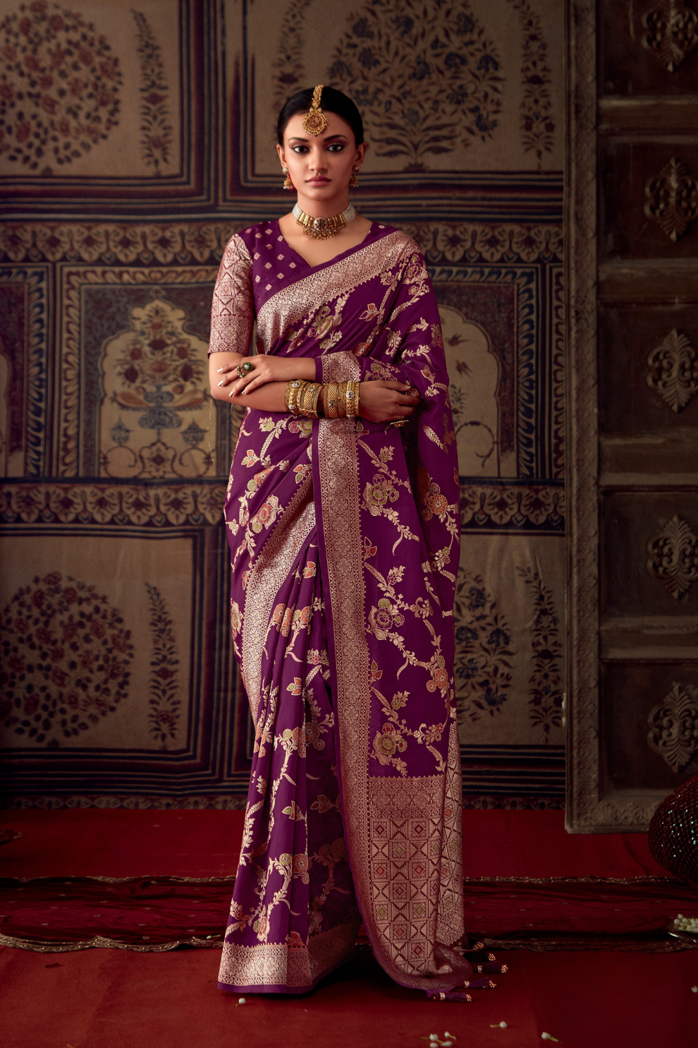 Banarasi Crepe Silk Saree with Zari Weaving Work