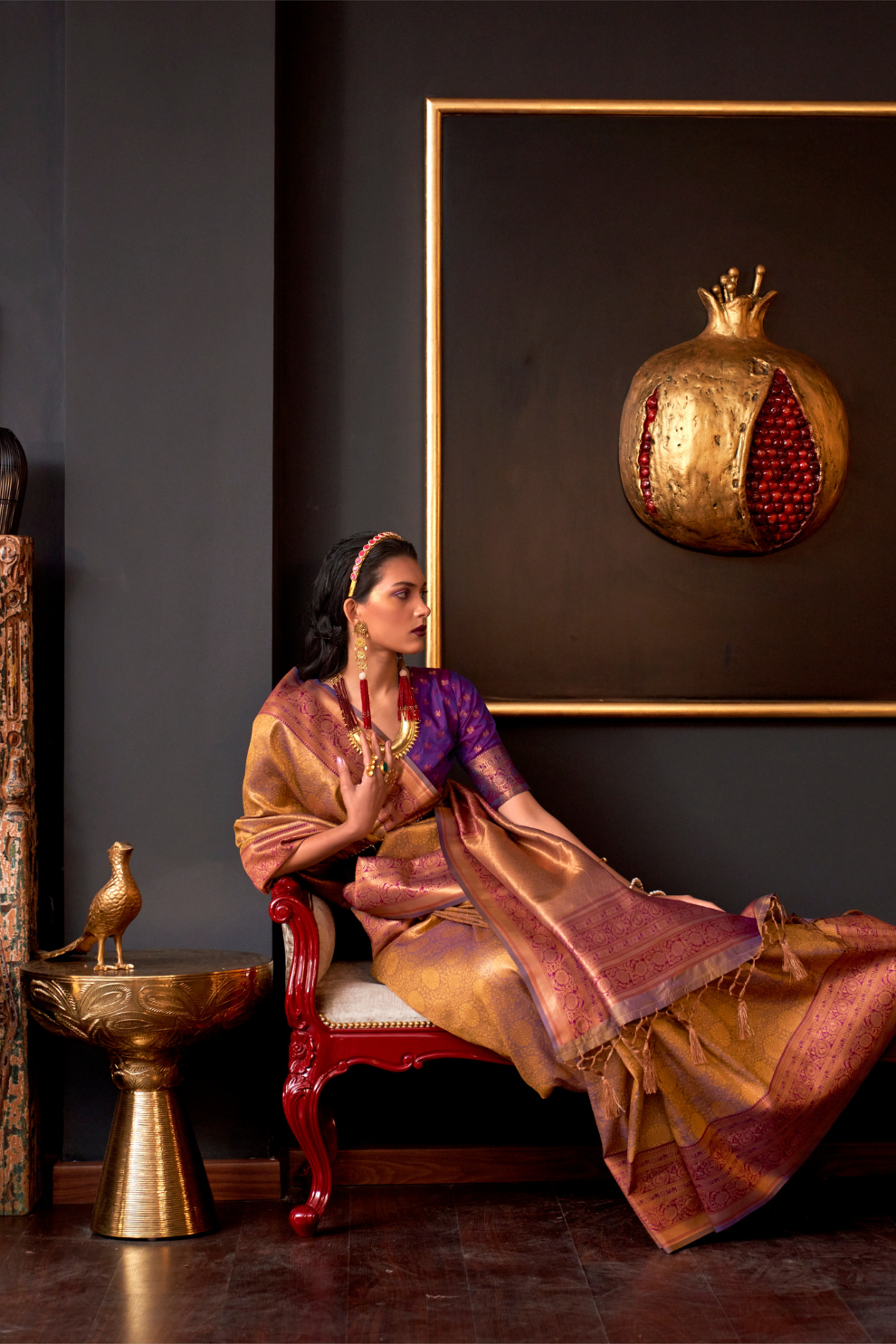 Elegant Handloom Woven Silk Saree with Classic Craftsmanship