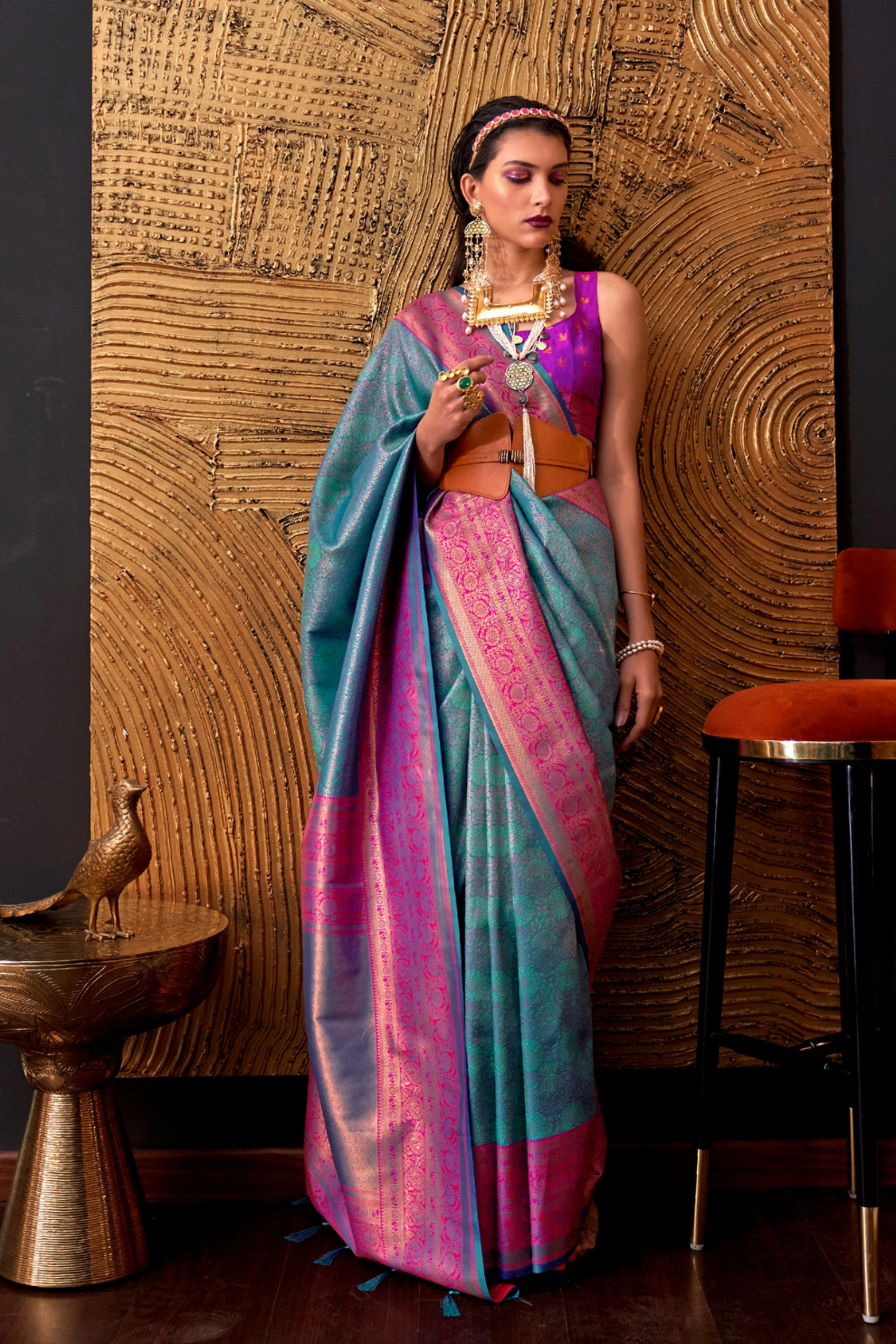 Elegant Handloom Woven Silk Saree with Classic Craftsmanship