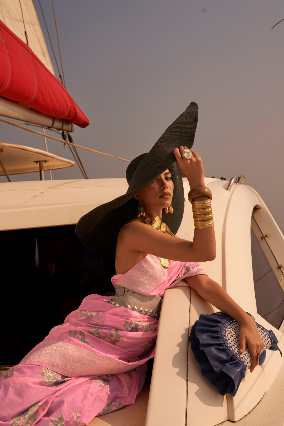 Chinon Nylon Saree with Elegant Handloom Weaving Design