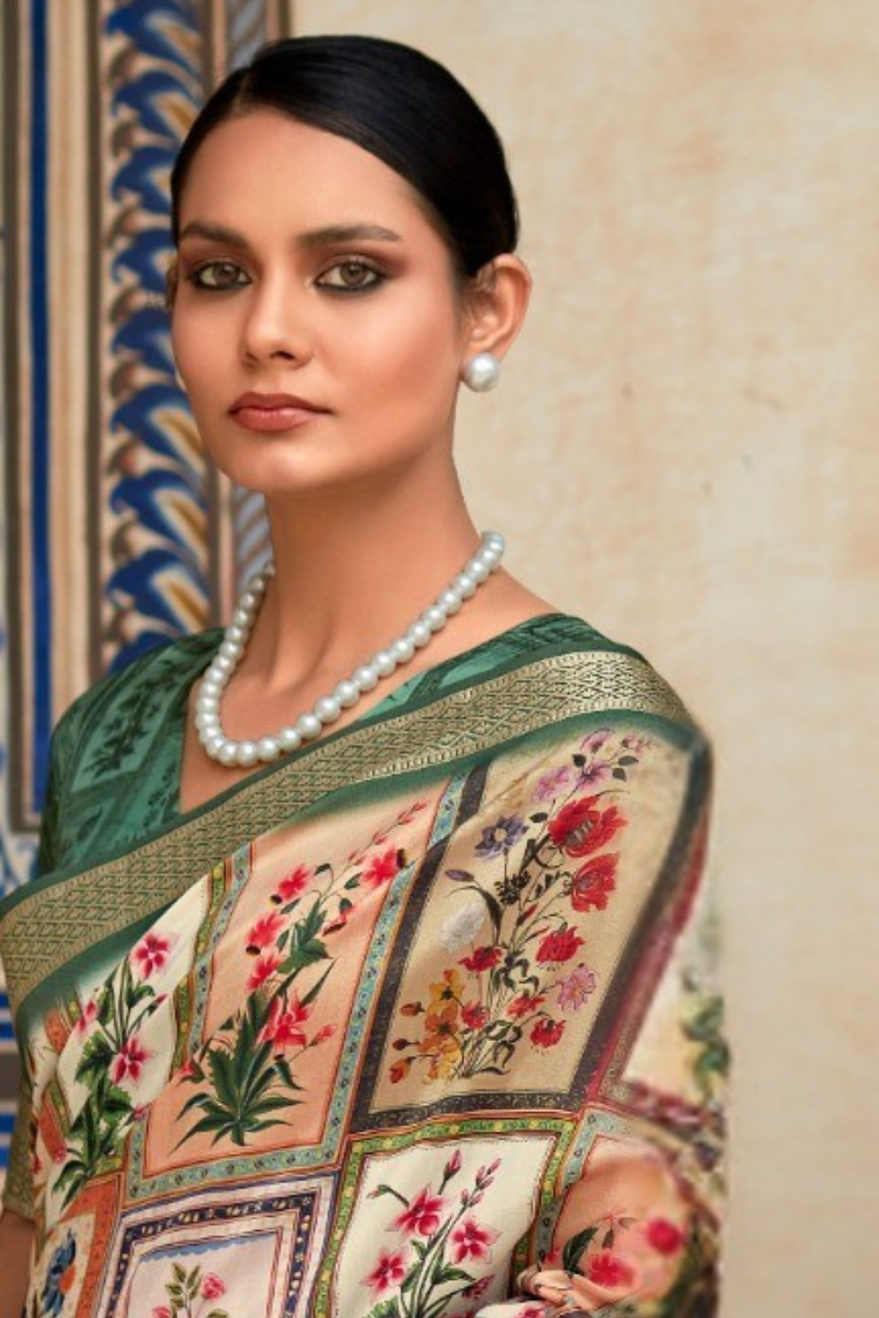 Dola Viscose Saree with Topclass Print - LaVante Fashion