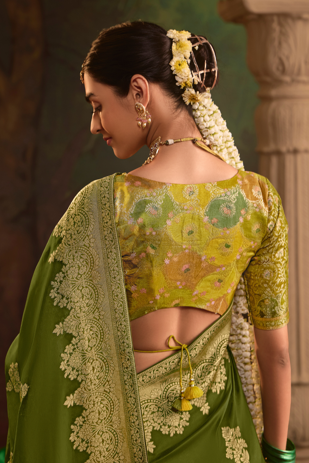 Dola Silk Designer Saree with Heavy Zari Weaving Elegance