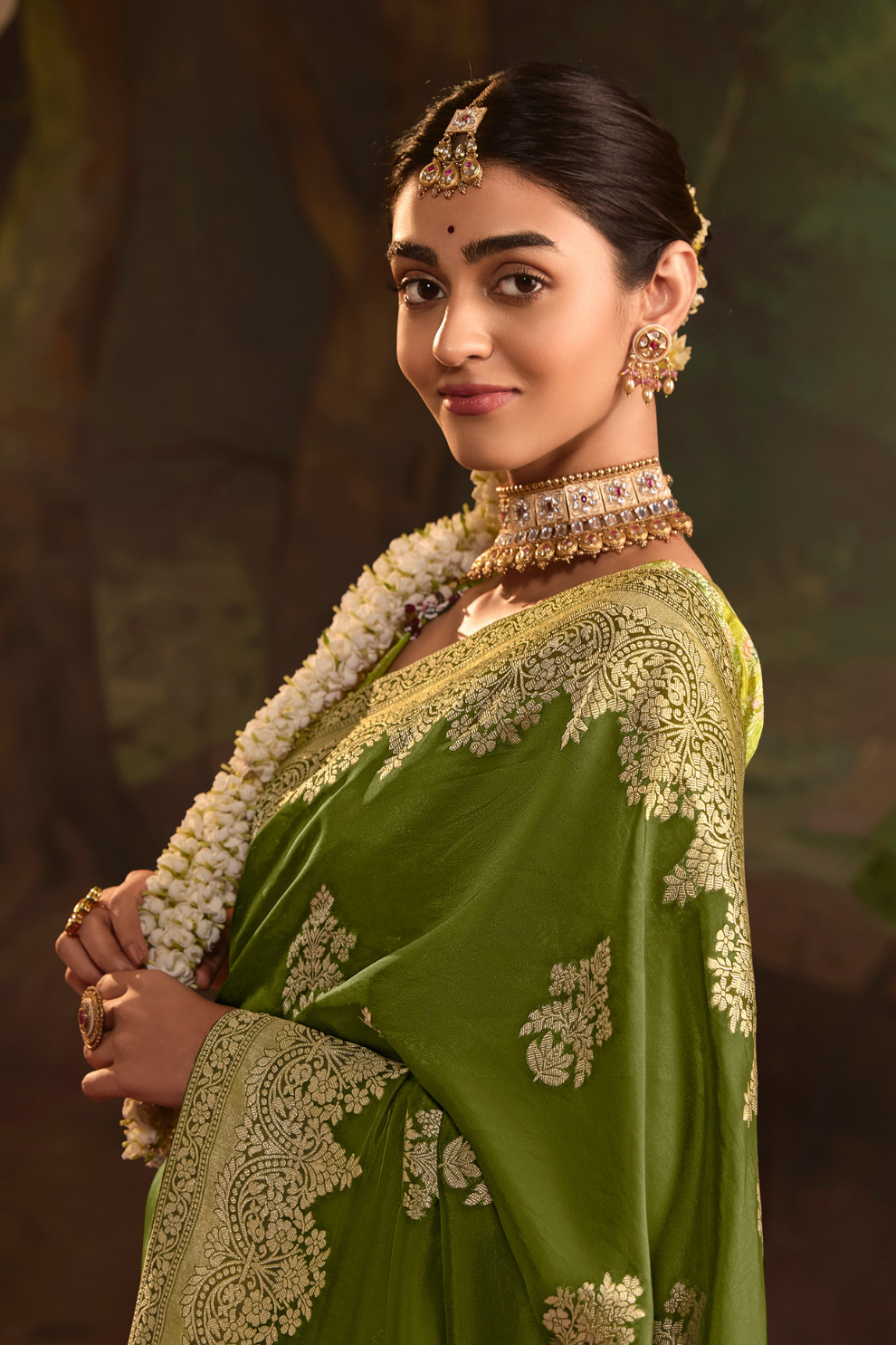 Dola Silk Designer Saree with Heavy Zari Weaving Elegance