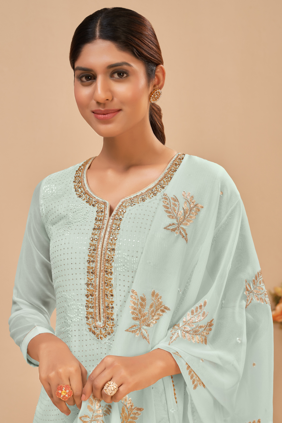 Graceful Embroidered Georgette Salwar Kameez