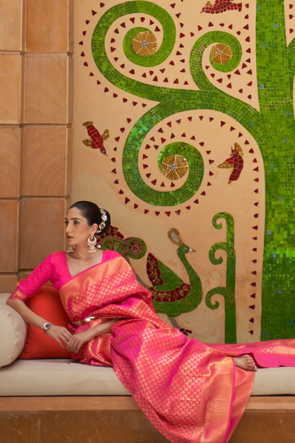 Royal Kanjivaram Silk Saree with Classic Zari Weaving Work