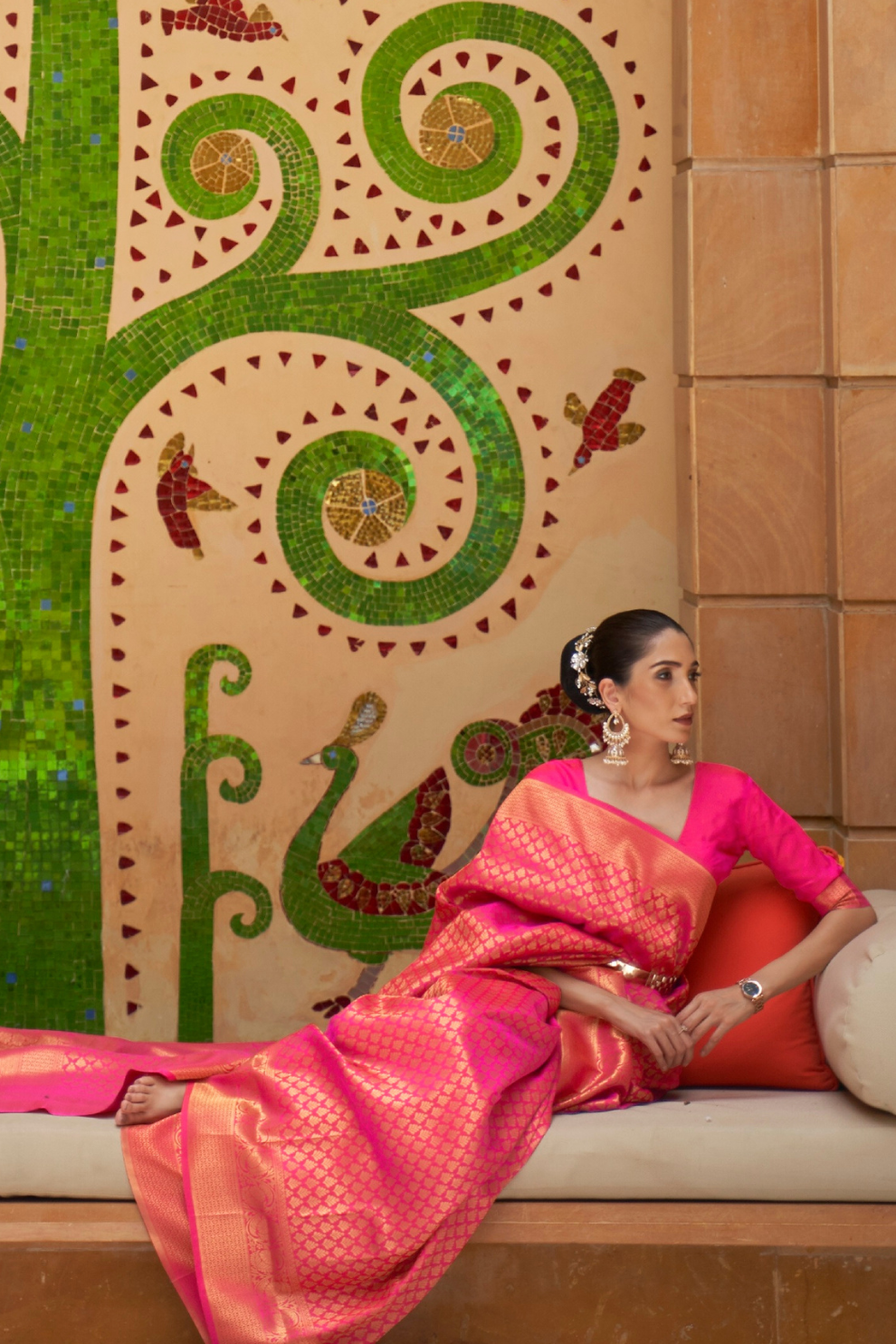 Royal Kanjivaram Silk Saree with Classic Zari Weaving Work