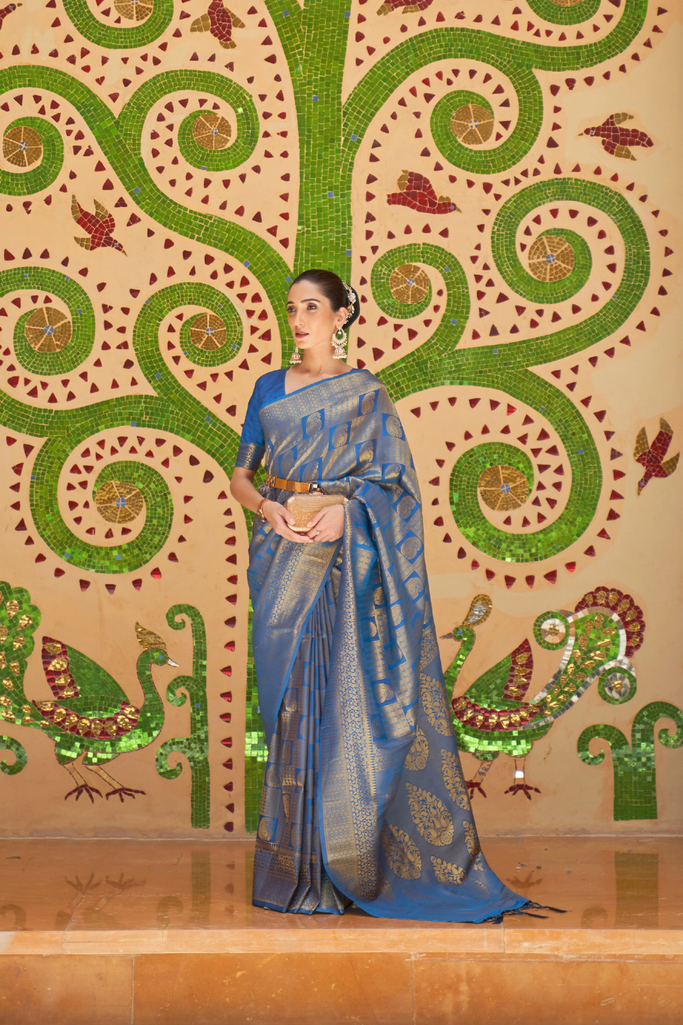 Royal Kanjivaram Silk Saree with Classic Zari Weaving Work