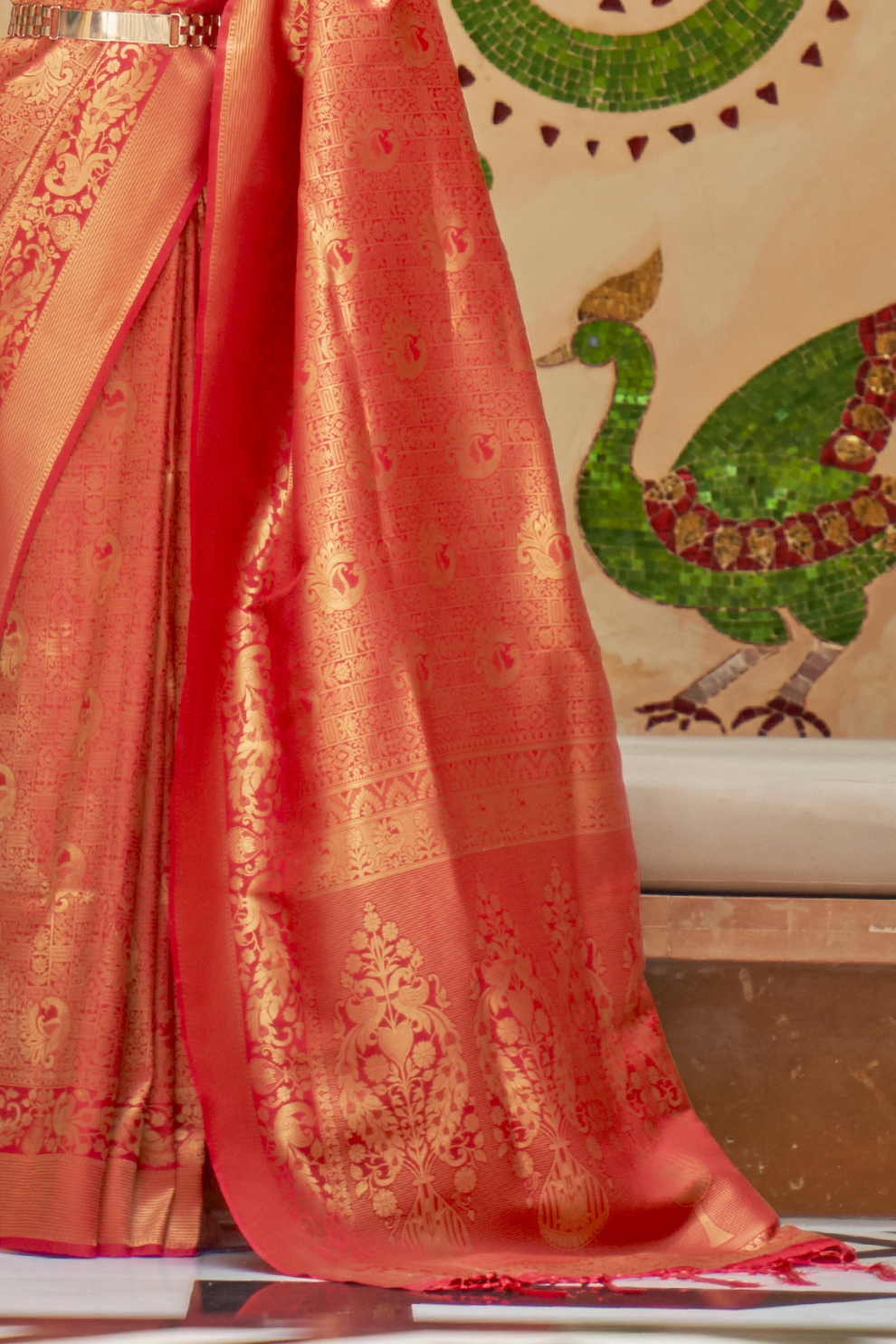 Royal Kanjivaram Silk Saree with Classic Zari Weaving Work
