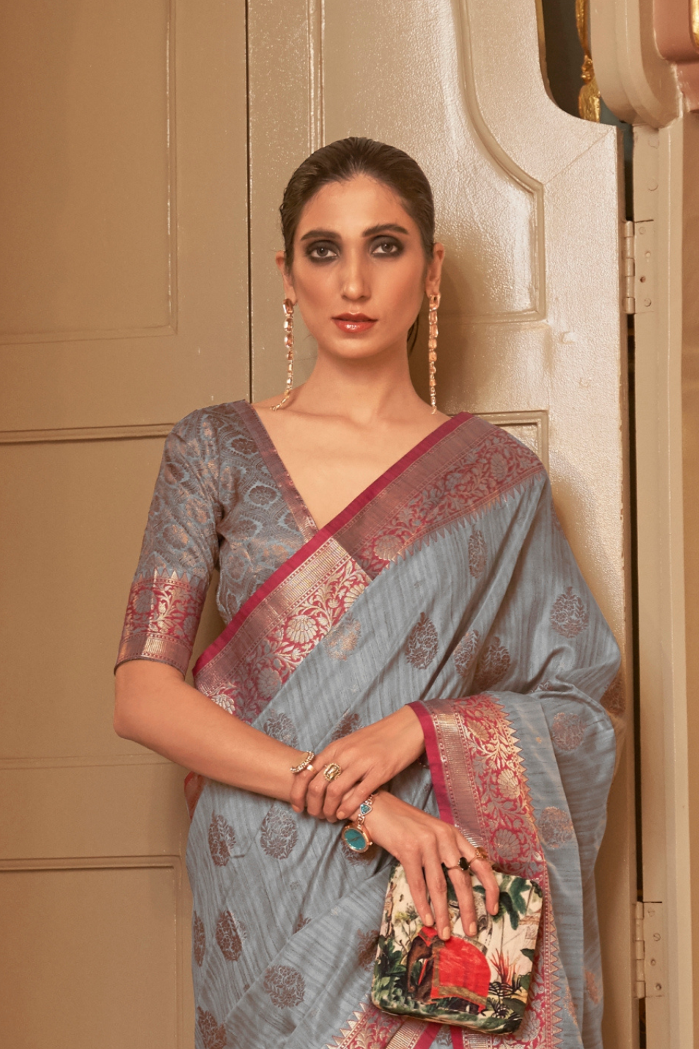 Zari Butta Tussar Silk Saree with Handwoven Elegance