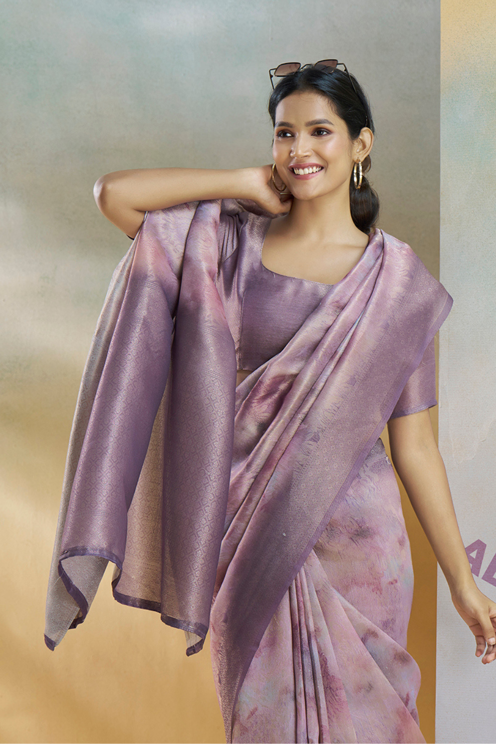 Handloom Weaving Silk – Heritage Craft in Every Thread - LaVante Fashion