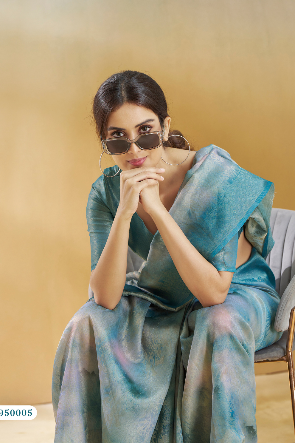 Handloom Weaving Silk – Heritage Craft in Every Thread - LaVante Fashion