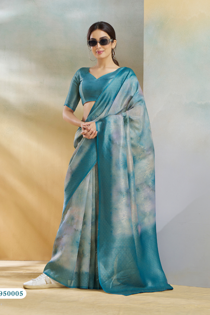 Handloom Weaving Silk – Heritage Craft in Every Thread - LaVante Fashion