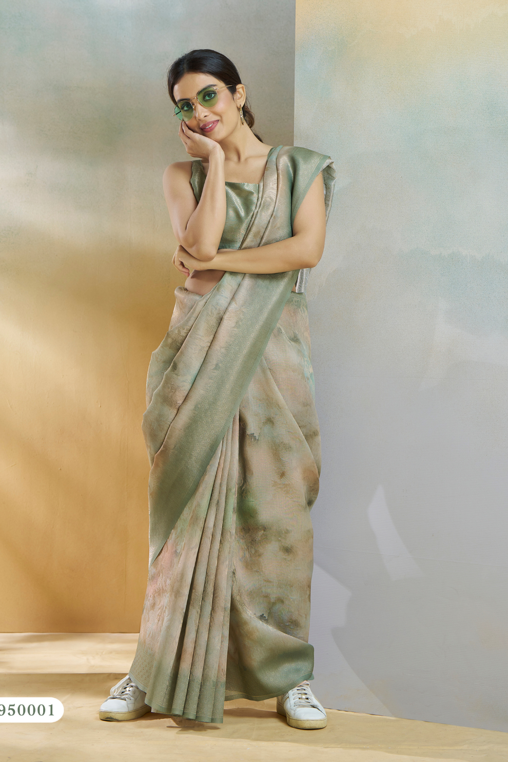 Handloom Weaving Silk – Heritage Craft in Every Thread - LaVante Fashion