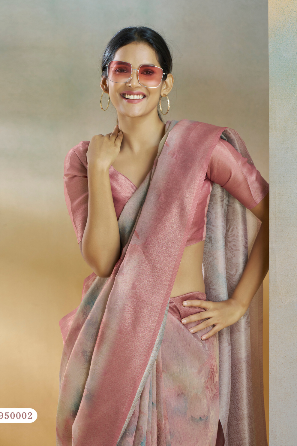 Handloom Weaving Silk – Heritage Craft in Every Thread - LaVante Fashion