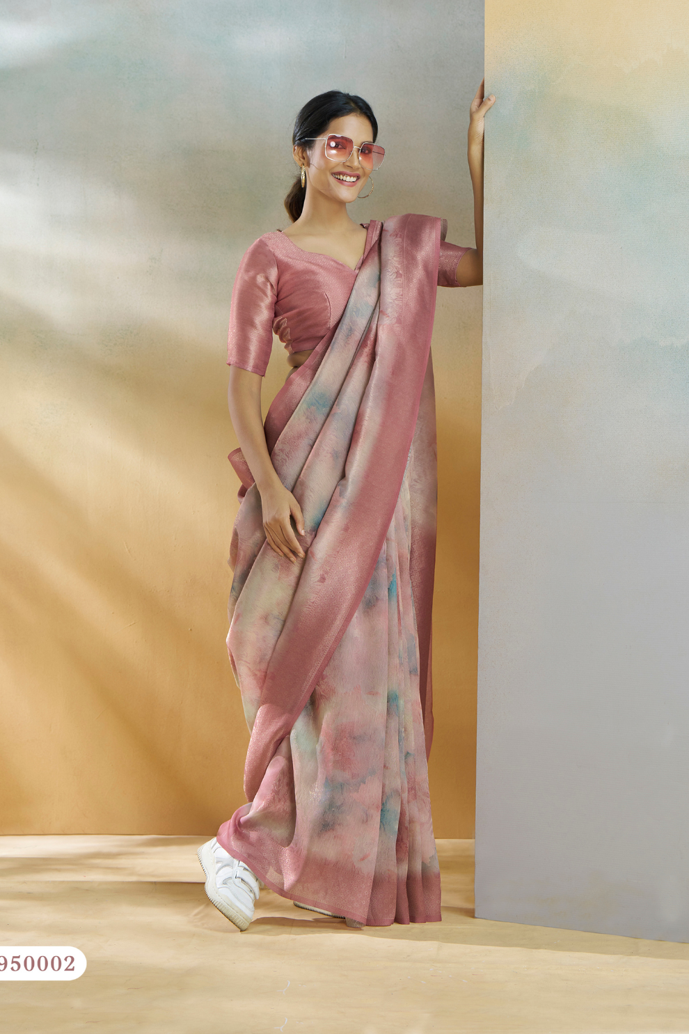 Handloom Weaving Silk – Heritage Craft in Every Thread - LaVante Fashion