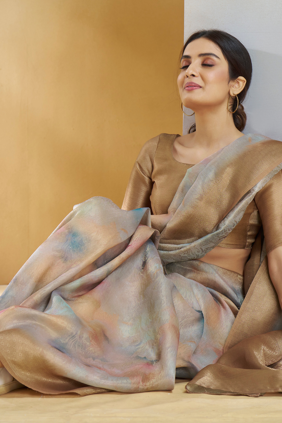 Handloom Weaving Silk – Heritage Craft in Every Thread - LaVante Fashion