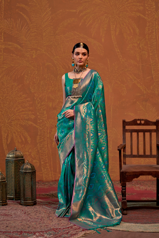 Gracefully Woven Pure Handloom Silk Drape Saree