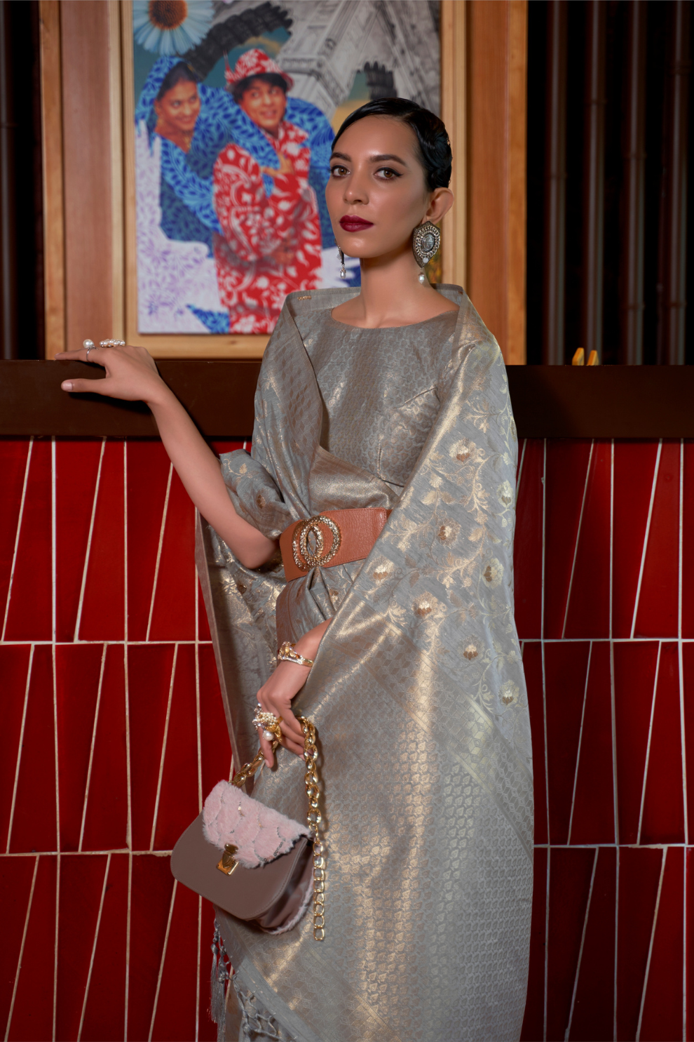 Elegant Tussar Silk Saree with Zari Woven Detailing