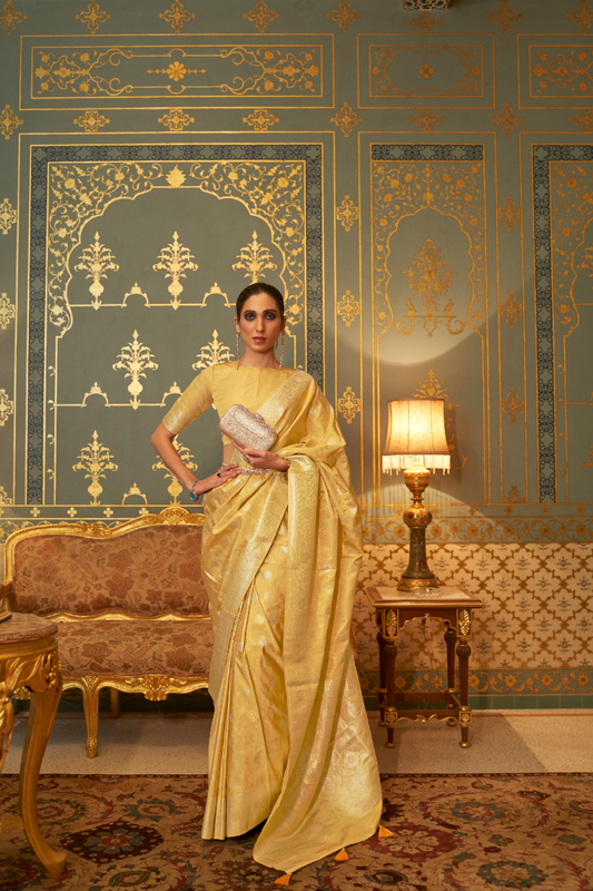 Timeless Handloom Weaving Silk Saree with Traditional Craftsmanship