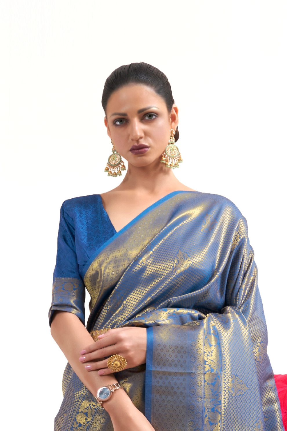 Kanjivaram Pattu Silk Saree with Cultural Elegance and Shine
