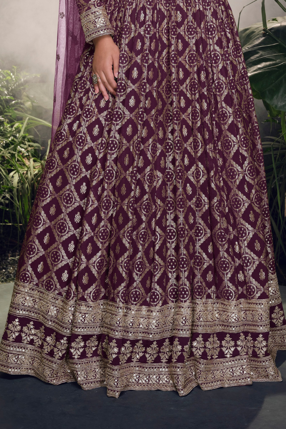 Elegance Enchanted  The Royal Embroidered Handcrafted Majesty in Every Thread Gwon