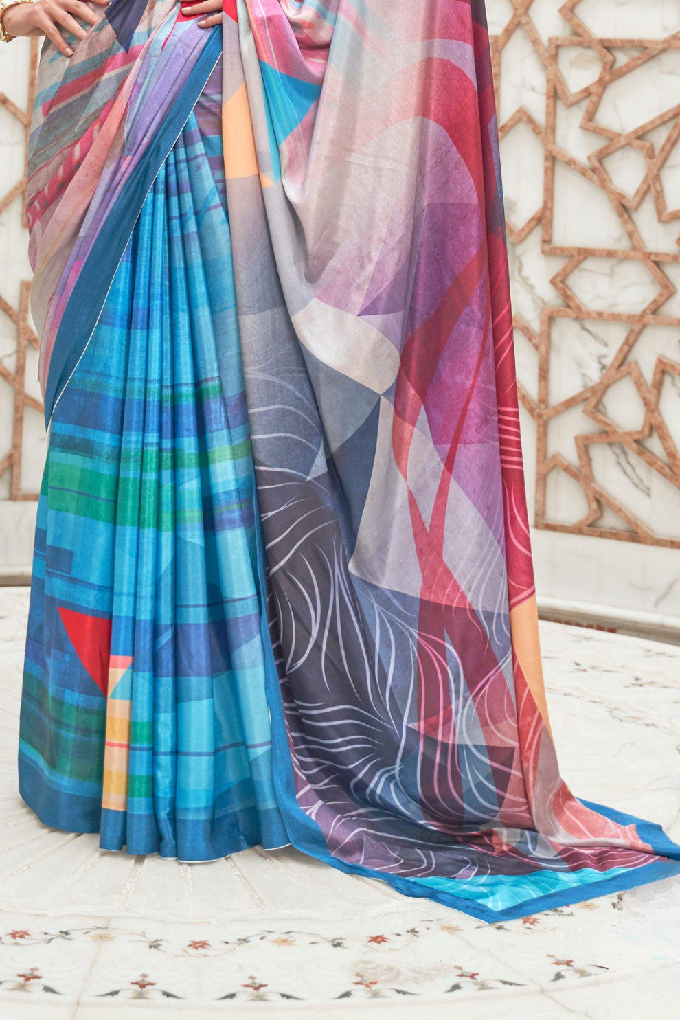 Digital Floral Printed Crepe Silk Saree with Graceful Drape