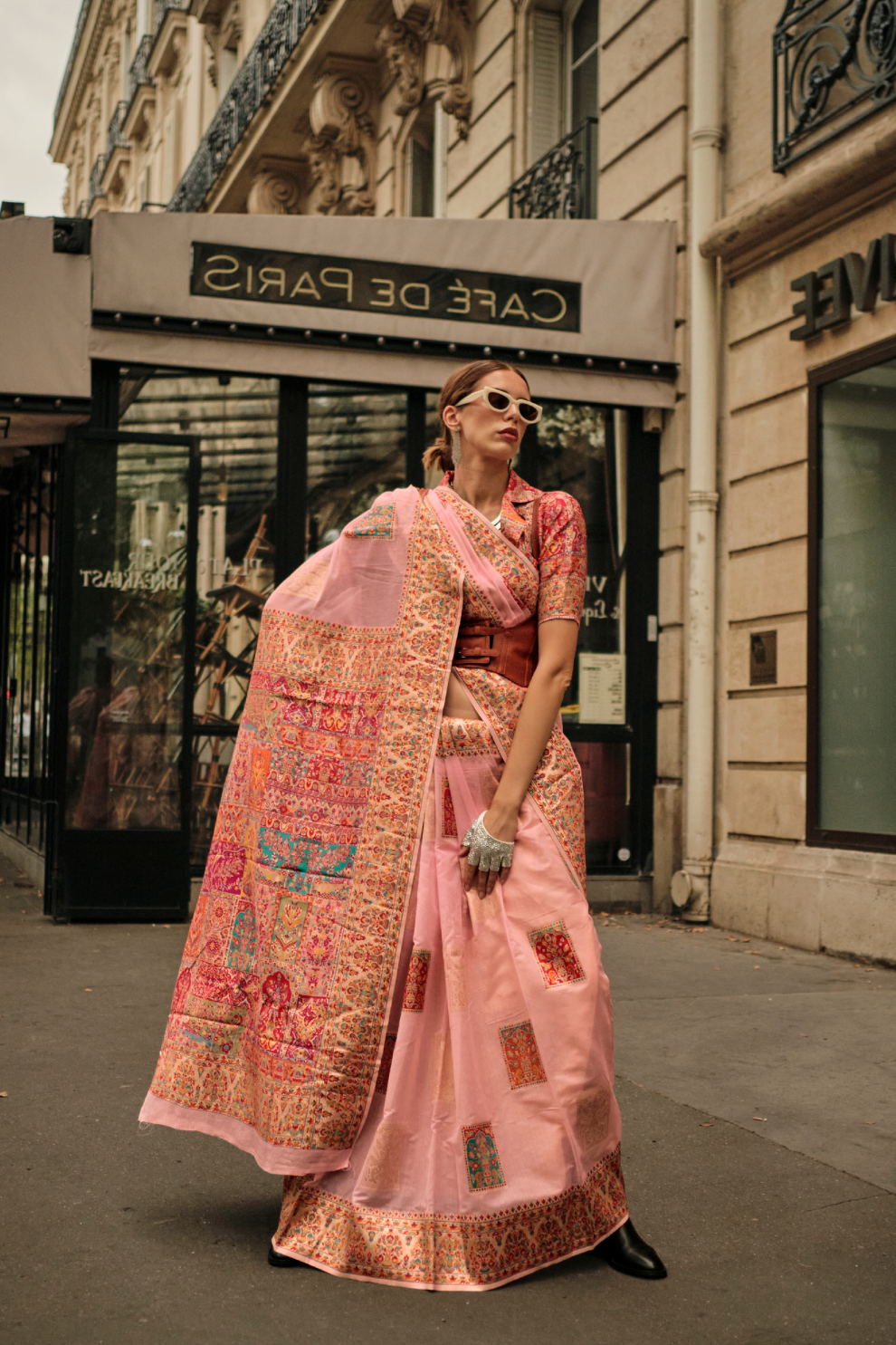 Kashmiri Modal Handloom Weaving Saree with Intricate Traditional Patterns