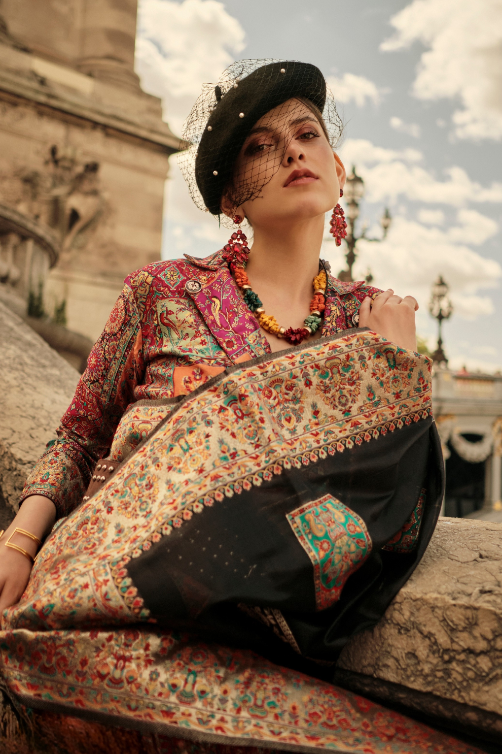 Kashmiri Modal Handloom Weaving Saree with Intricate Traditional Patterns