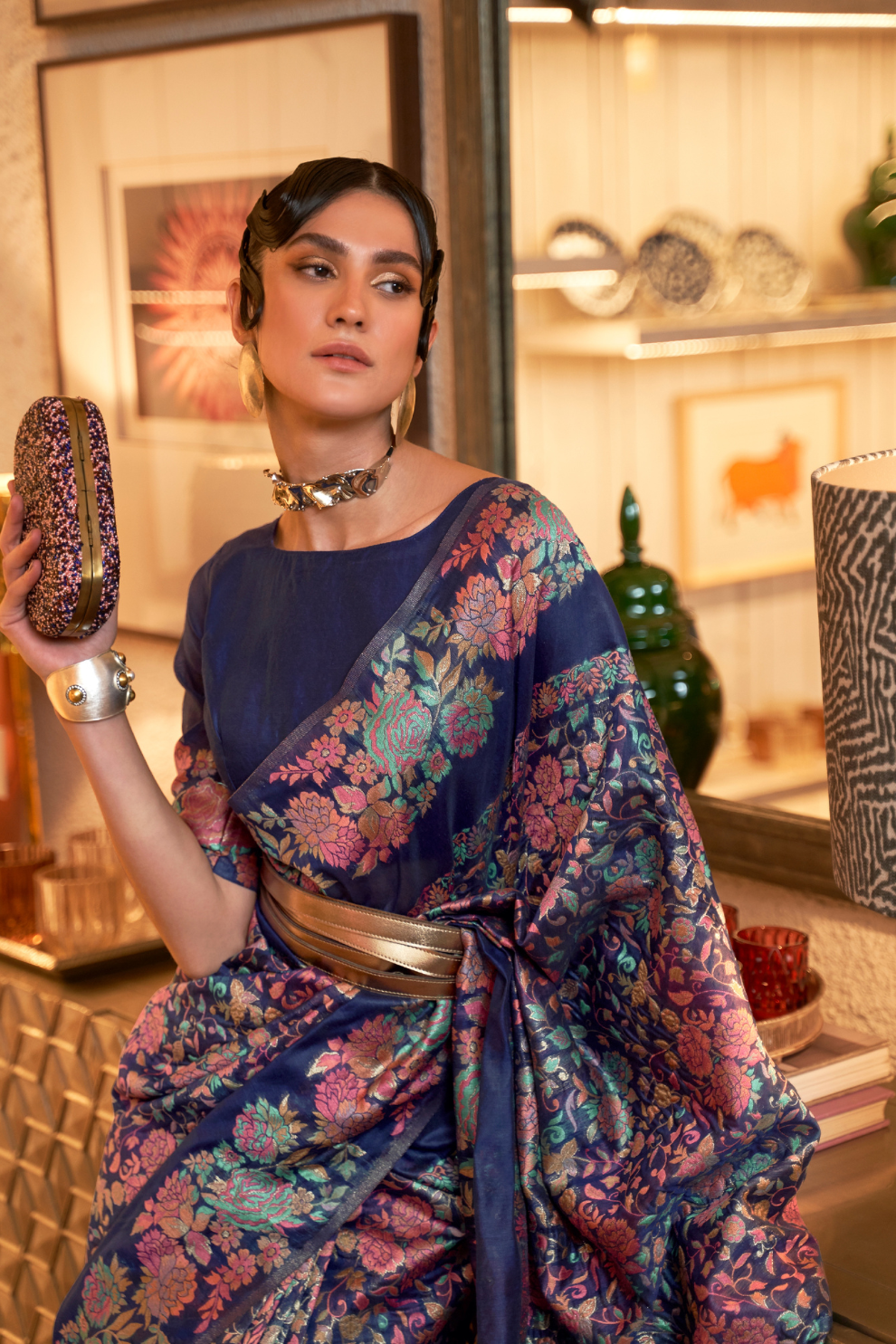 Floral Zari Silk Blend Banarasi Saree with Elegant Weave