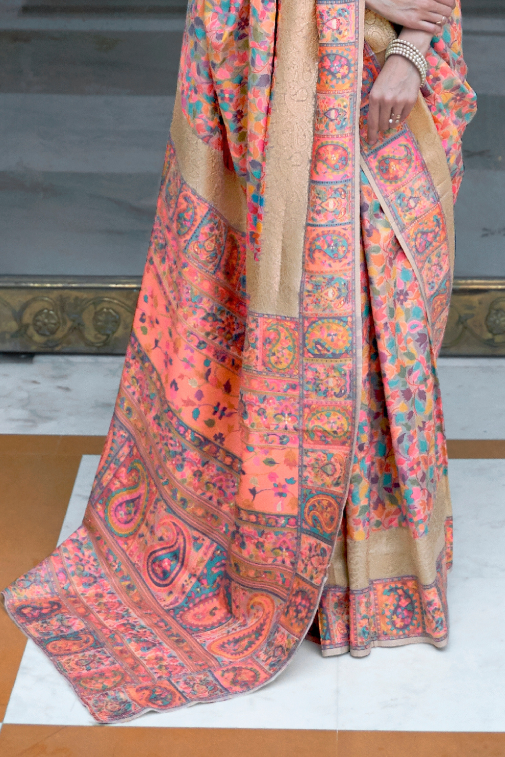 Premium Floral Banarasi Saree with Pashmina Silk Look