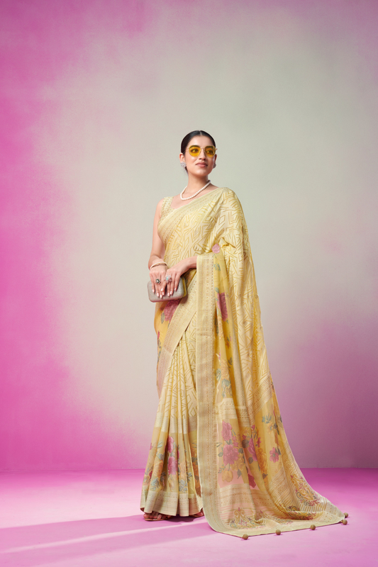 Luxury Georgette Saree Featuring Burnout Detailing