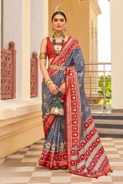 Traditional Patola Silk Saree for Weddings with Matching Blouse