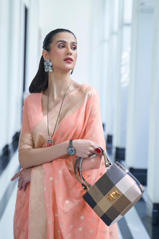 Elegant Mukaish Saree with Traditional Handloom Weaving