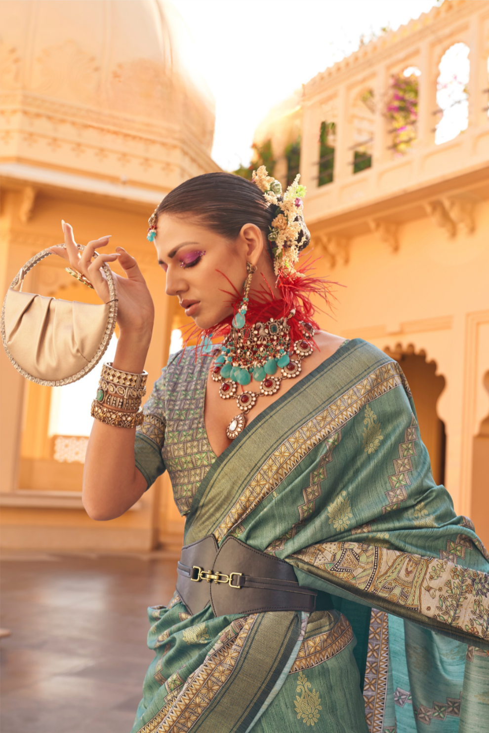 Graceful Silk Saree with Timeless Printed Art Design