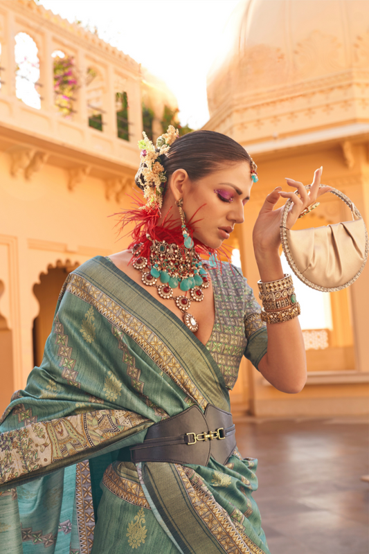 Graceful Silk Saree with Timeless Printed Art Design