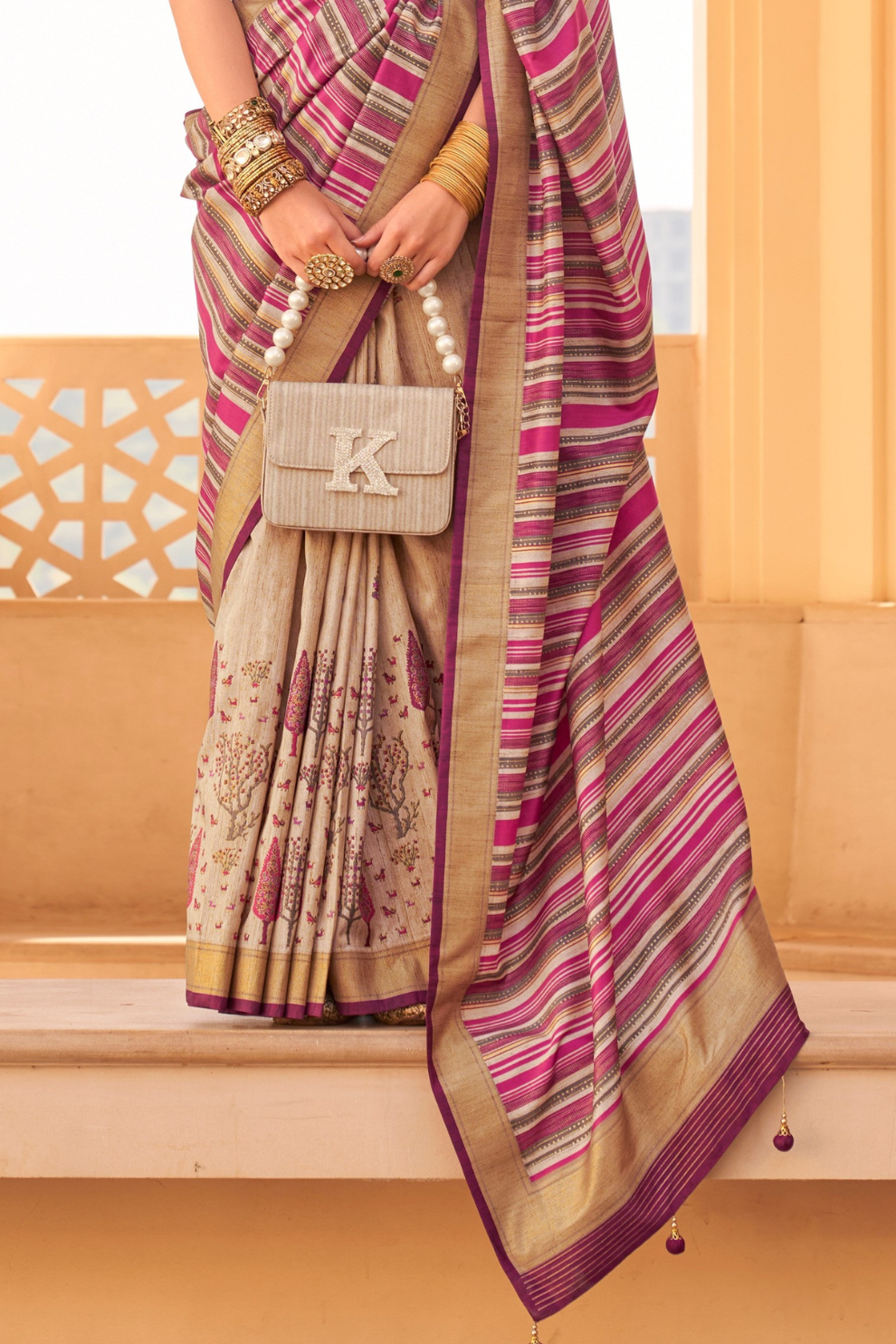 Graceful Silk Saree with Timeless Printed Art Design