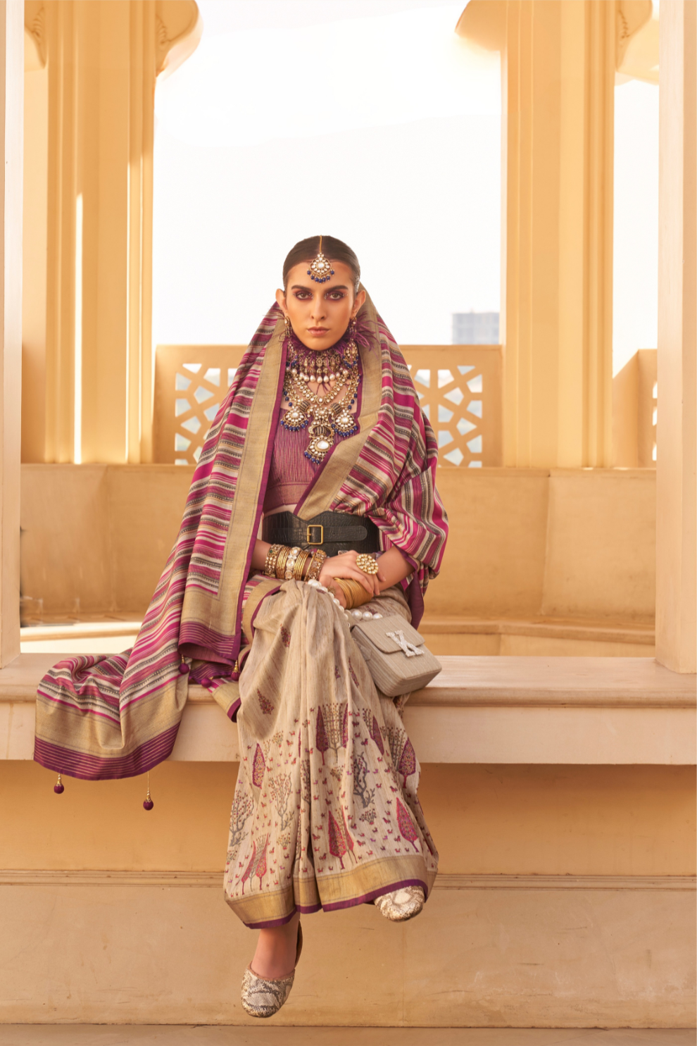 Graceful Silk Saree with Timeless Printed Art Design