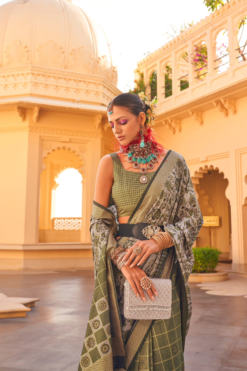 Graceful Silk Saree with Timeless Printed Art Design