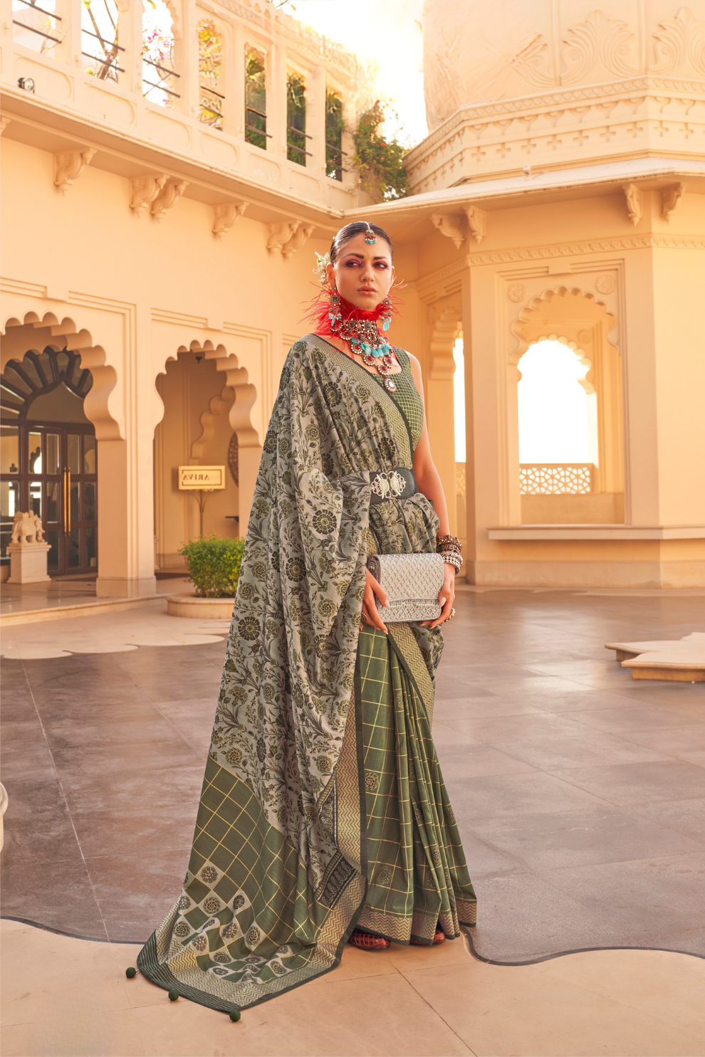 Graceful Silk Saree with Timeless Printed Art Design