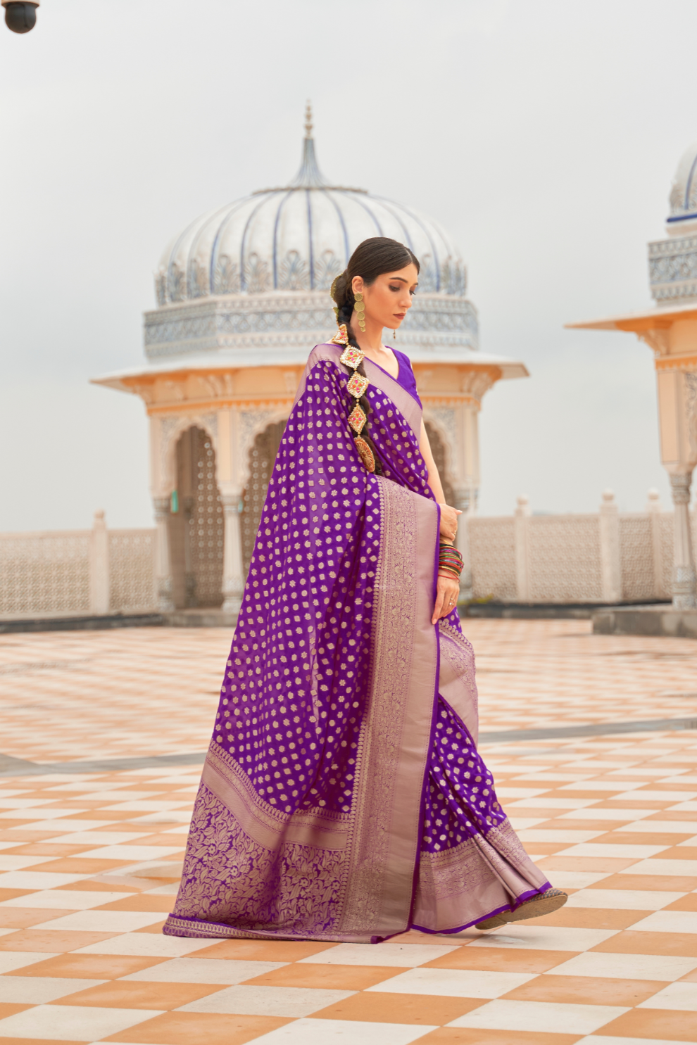 Handloom Crafted Saree in Nylon Silk Georgette for Festive Wear